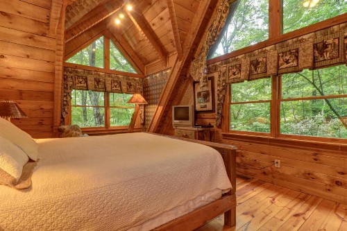 Creekside - image 4