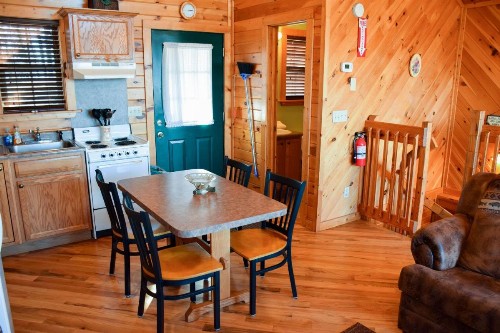 Cozy Quarters Sevierville Cabin - image 12