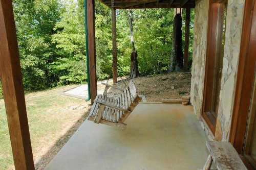Majestic Oaks Home - image 11