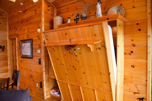 A Painted Pony Cabin - image 12