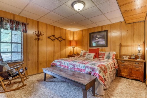 Ray's Chalet - image 12