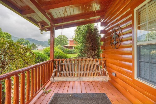 Cowboy Hideout Cabin - image 10