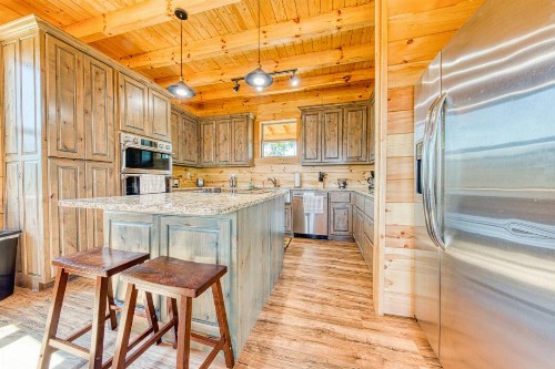 Bearadise - 6 Bed 5 Bath Vacation home in Pigeon Forge - image 11