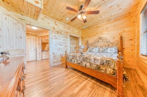 Bearadise - 6 Bed 5 Bath Vacation home in Pigeon Forge - image 9