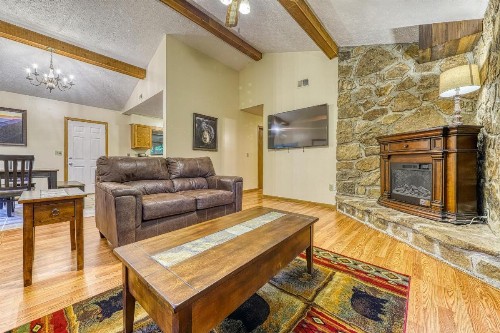Smoky Bear Hideout - image 12
