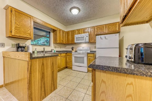 Smoky Bear Hideout - image 6