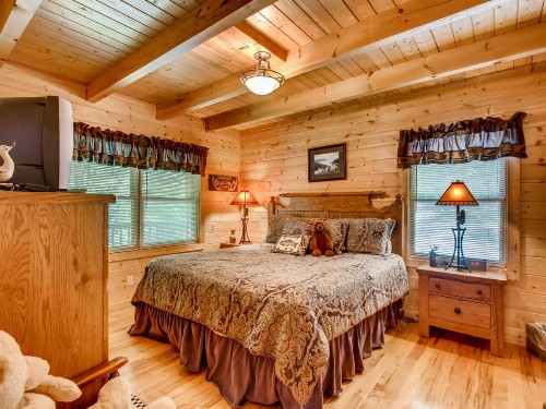 Tomahawk Lodge - image 8