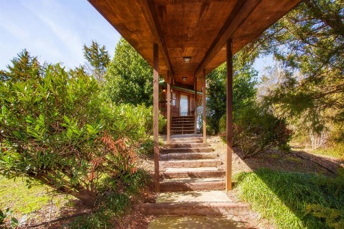 Smoky Bear Lodge with Guest House - image 26