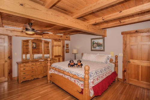 Smoky Bear Lodge with Guest House - image 30