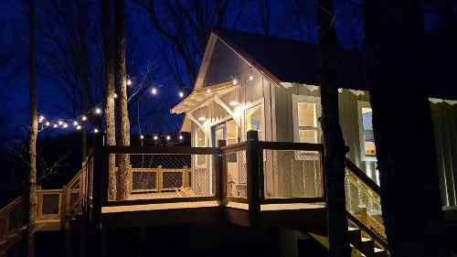 Chasing Fireflies Treehouse - image 24
