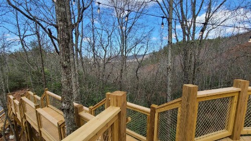 Chasing Fireflies Treehouse - image 27