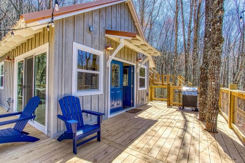 Chasing Fireflies Treehouse - image 5