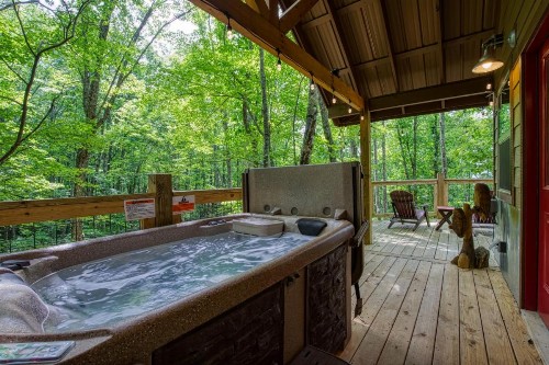 Owls Nest Tree House - image 16