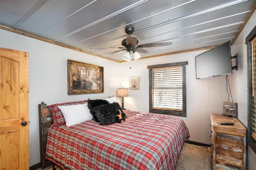 Smoky Mountain Serenity - image 18