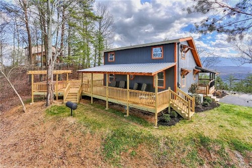 Smoky Mountain Loft - image 2