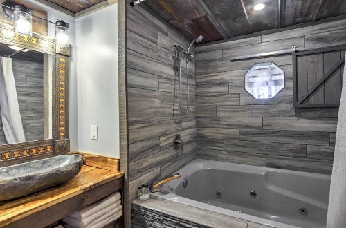 Smoky Mountain Loft - image 4