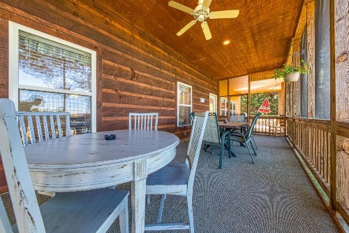 Douglas Lake House - image 7