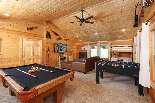 Deerfield Lodge - image 50