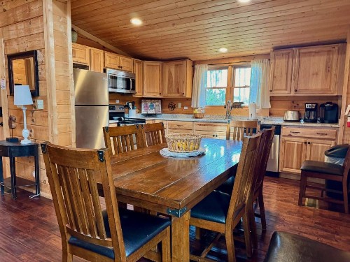 Four Oaks Lodge - image 10