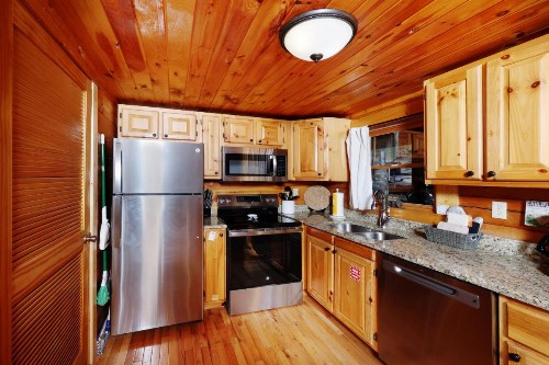 Smoky Mountain Majesty - image 39