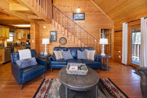 Wild Laurel Retreat - image 10