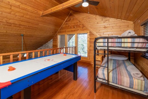 Wild Laurel Retreat - image 41
