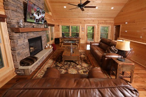 Honey J's Mountain Retreat - image 29