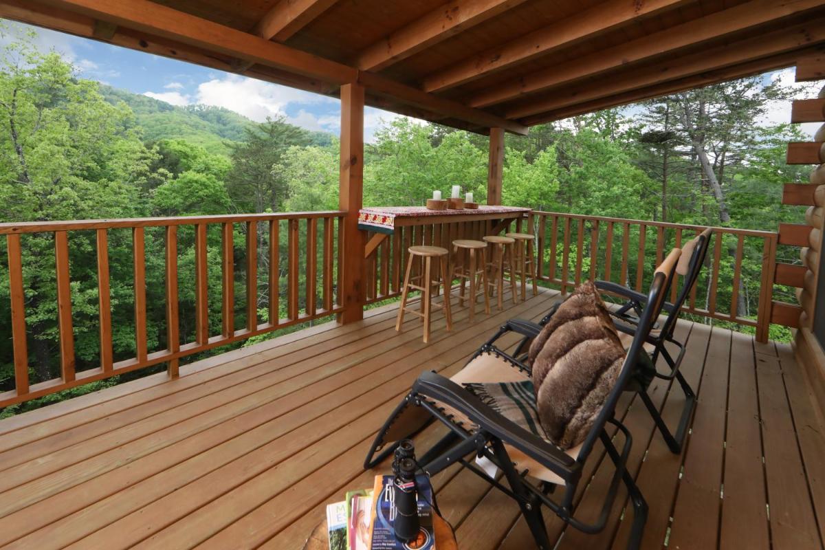 Honey J's Mountain Retreat - image 5