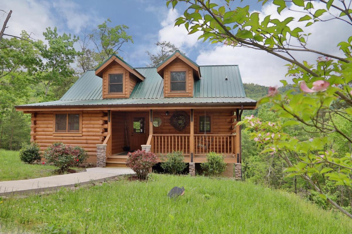 Honey J's Mountain Retreat - image 6