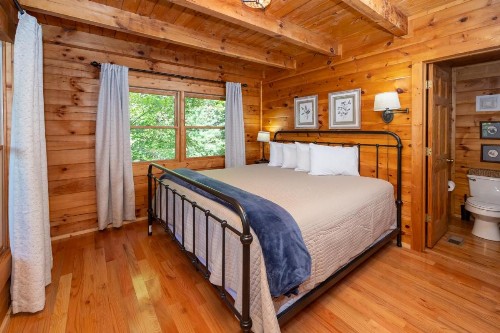 Snowshoe Lodge - image 42