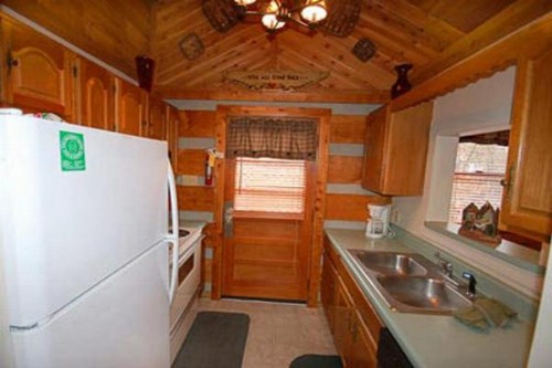 A Secluded Bearadise - image 7