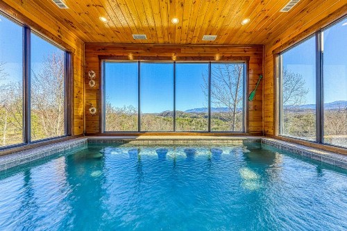 Mountain Splash Lodge - image 5