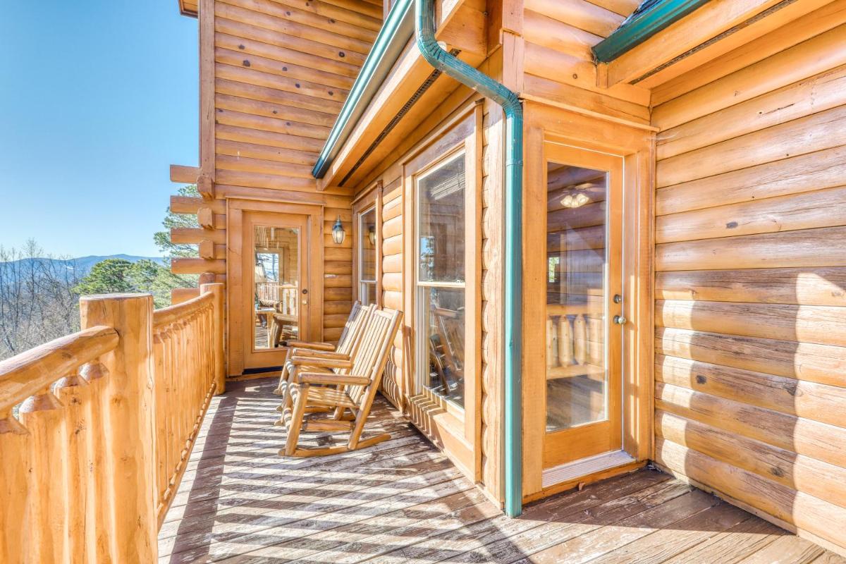 Papa Bears Cabin - image 7