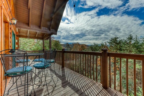 Harrisons Hideout - image 8