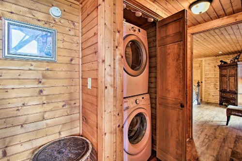 Stunning Mtn View Cabin with Gazebo 5Mi to Dollywood - image 7
