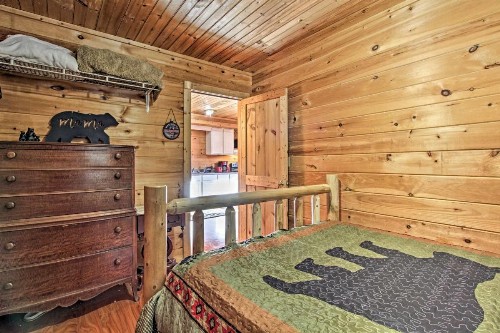 Home in the Smokies with Game Room Less Than 6Mi to Dollywood - image 12