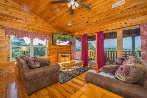Eagles Landing Lodge - image 10