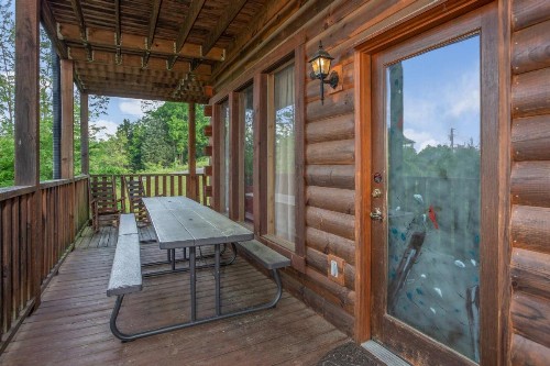 Eagles Landing Lodge - image 17
