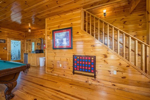 Eagles Landing Lodge - image 2