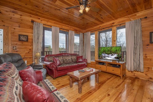 Eagles Landing Lodge - image 20