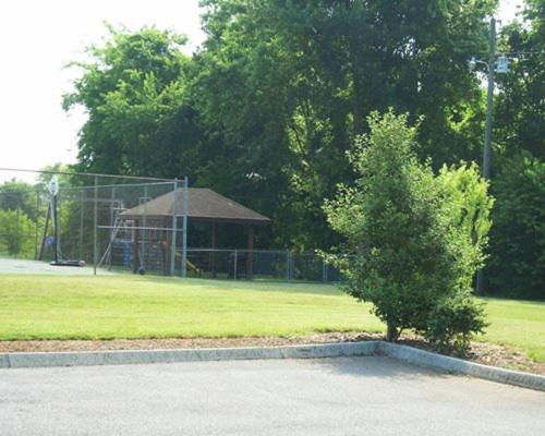 Quiet Resort Condos in East Tennessee Near Smoky Mountains - image 6