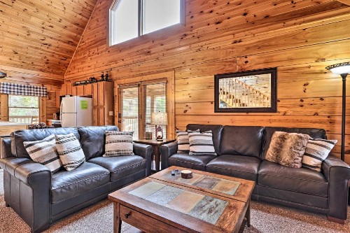 Sevierville Cabin with Deck Near Pigeon Forge! - image 10