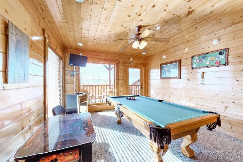 Mountain Top View Retreat - image 6