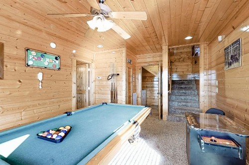 Mountain Top View Retreat - image 8