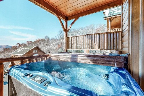 Mountain Top View Retreat - image 9