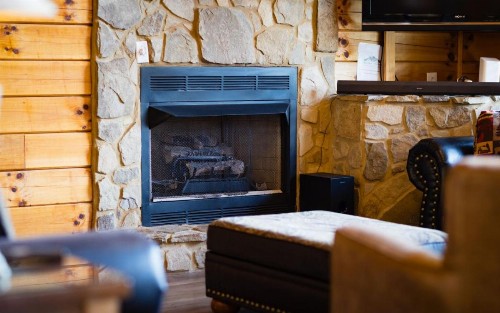 Heavenly Escape Crossing Resort Cabin with HOA Outdoor Swimming Pool Hot Tub Arcade Games and More - image 8