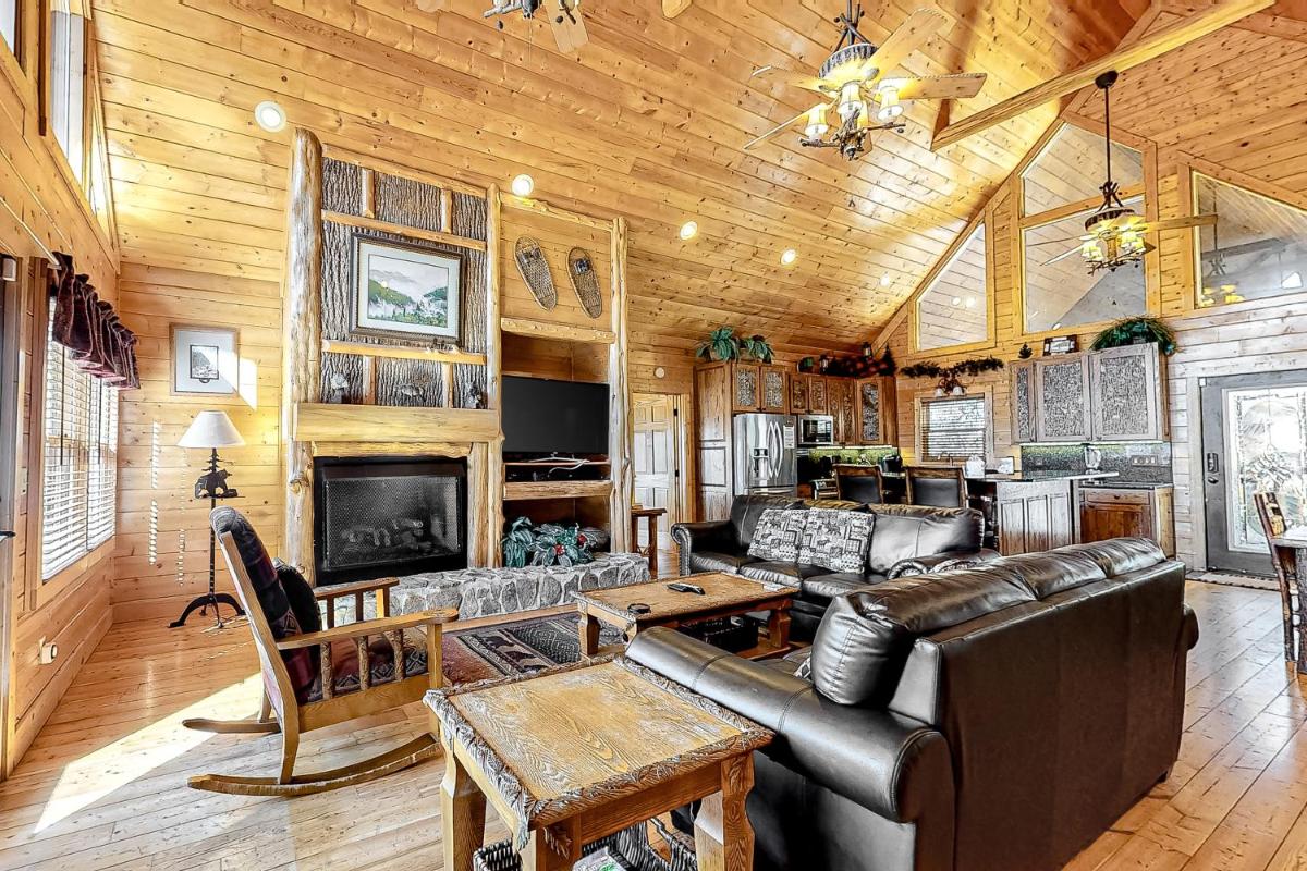 Edge of the Park Lodge - image 2