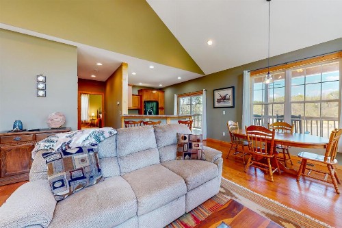Lowe Lakehouse - image 1