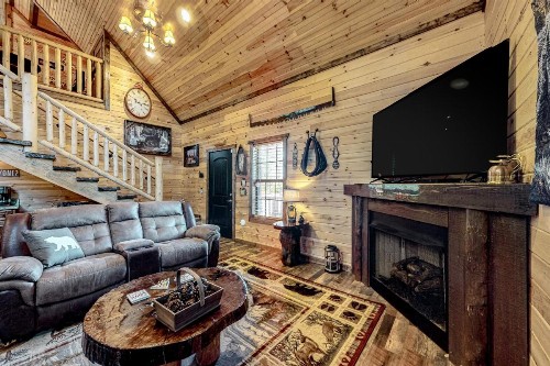 Haleywood Hollow - image 4