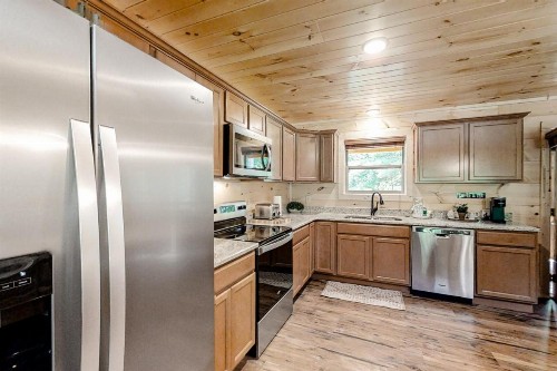 Misty Mountain Retreat - image 11